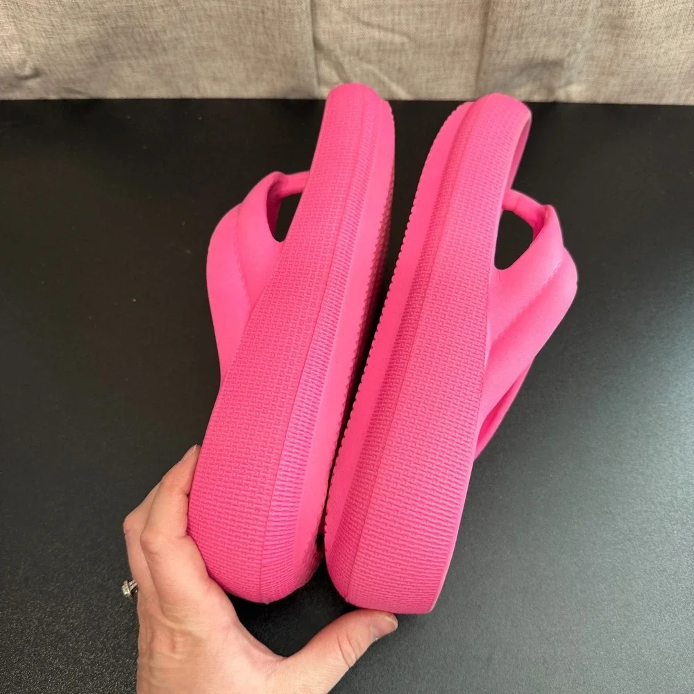 MIA Summer Flip Flops Sandals Women's 9M Pink Casual Comfort‎ Beach Pool Lounge